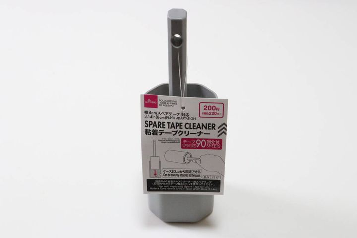 粘着テープクリーナー（90周紙付） パッケージ
