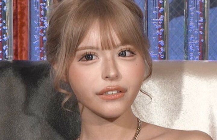 【写真・画像】「とりあえず1番可愛い」オトナな白ビキニギャル（28）の色気に男性陣が熱視線 1枚目