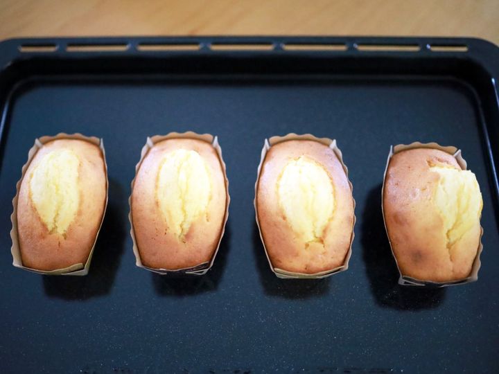 ホットケーキミックスの簡単マドレーヌレシピ09