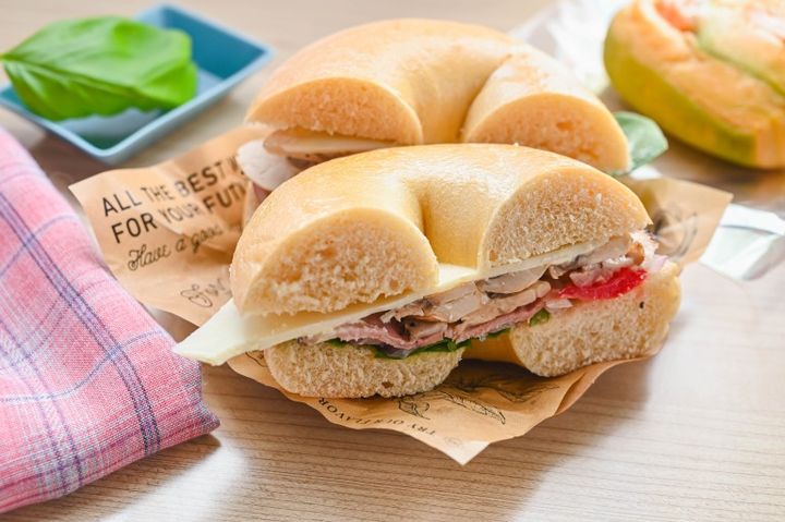 自家製ベーグルサンド 断面図