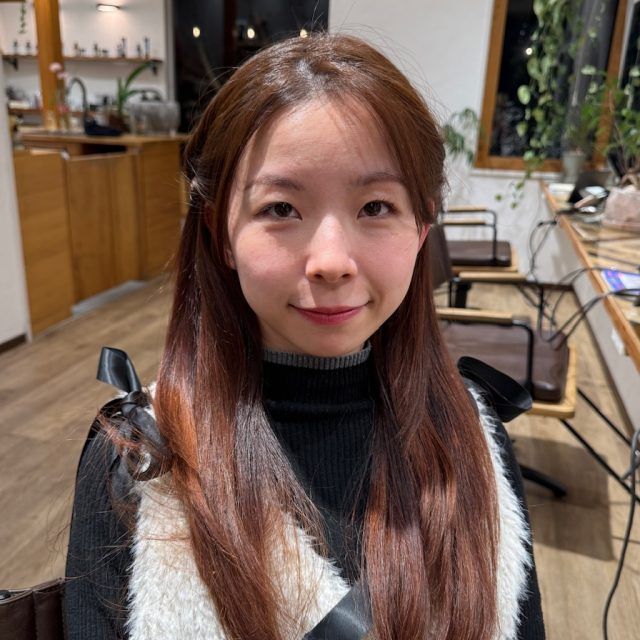 正面からみたヘアスタイル