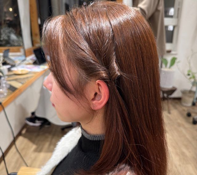 横から見たヘアスタイル