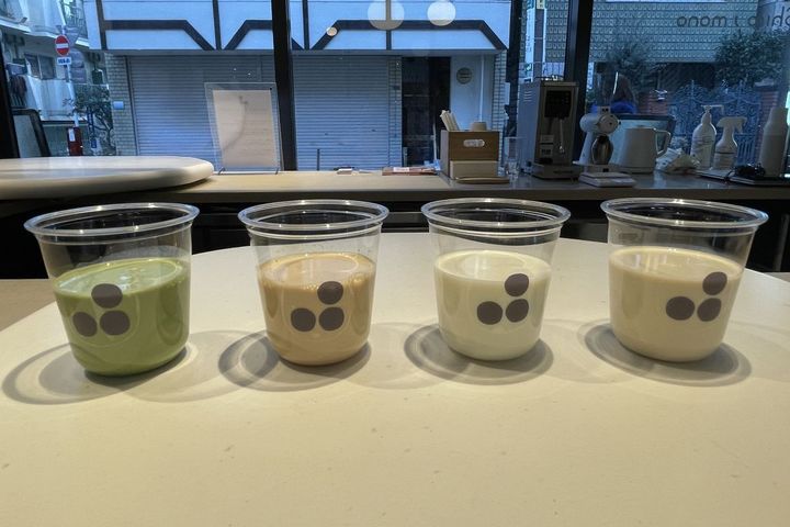 左から「抹茶ラテ」クリーミーミルク800円、「紅茶ラテ」クリーミーミルク800円、「MILK」クリーミーミルク400円、「しろぶりゅー（黒糖）」クリーミーミルク750円