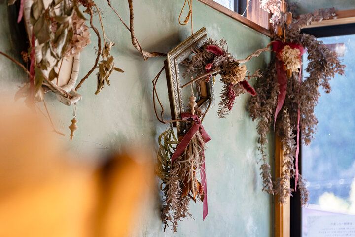 フランスの片田舎にあるような伊豆の隠れ家カフェ＆パティスリーで、とっておきのスイーツや料理を♪