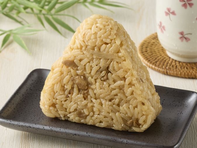 ミニストップ 鶏ごぼう増量