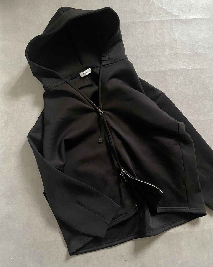 画像1: 大人におすすめパーカー