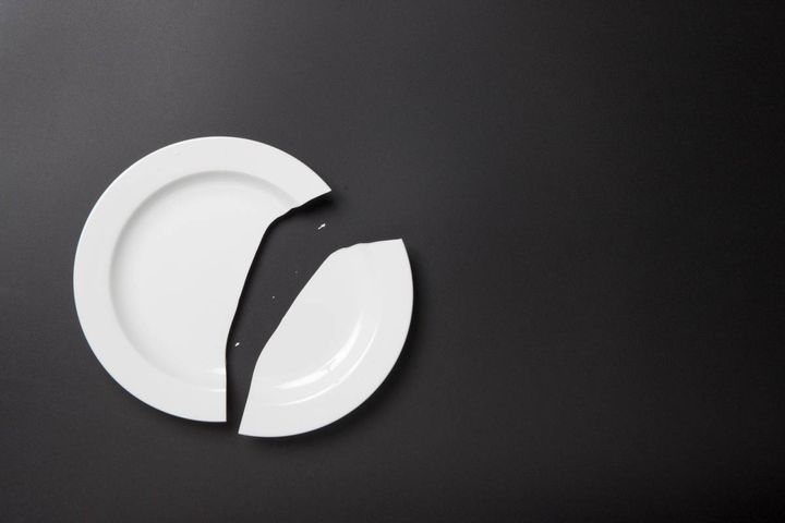 北東 勝負運 下がる 割れた食器