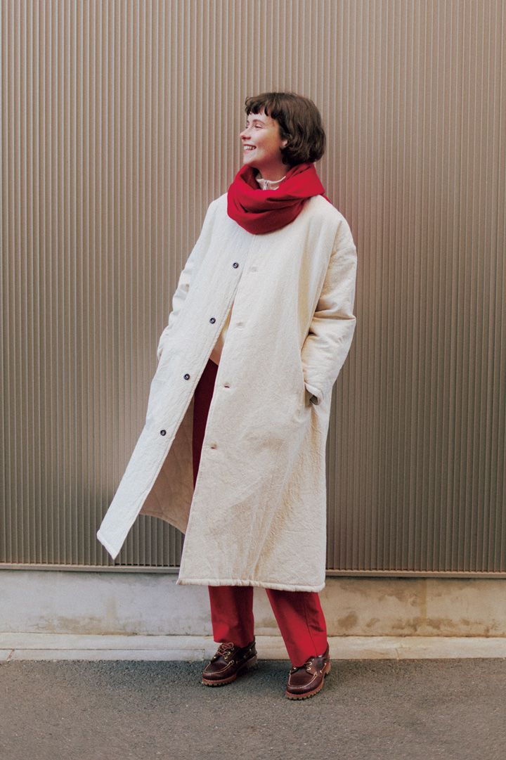 勇気を出してコーデに真っ赤なアイテムを取り入れて。オシャレ度MAXのコーデ5選