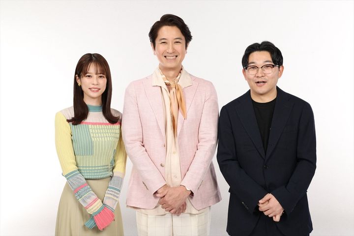 『SUNDAYブレイク.』に出演する（左から）鈴木唯アナウンサー、谷原章介、伊藤俊介（オズワルド） （C）フジテレビ width=