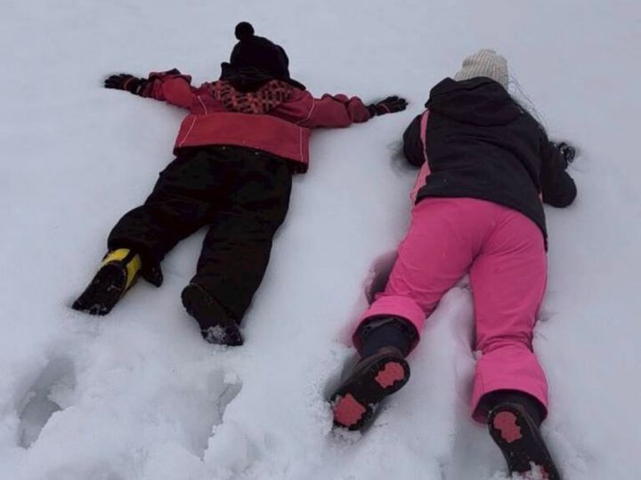 人型スタンプ雪が解けても、この思い出は永遠に