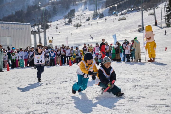 雪育新潟フェス＠苗場雪上大運動会スノーフラッグ