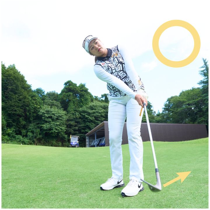 どっちのスタンスが正解？短いアプローチで確実に寄せるコツ