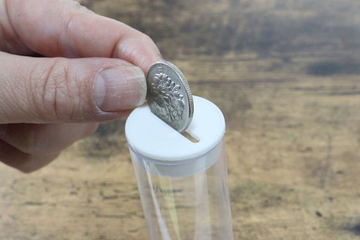 セリアの100円玉貯金に便利なグッズ