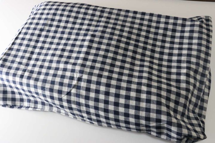 枕カバー（インド綿混、ギンガムチェック） 使用例