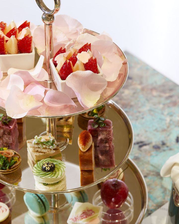 春限定アフタヌーンティー 14,300円