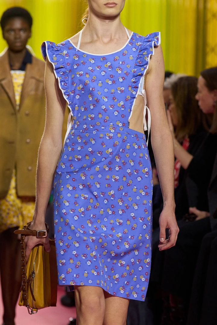 ミュウミュウ 2026年春夏コレクションより。