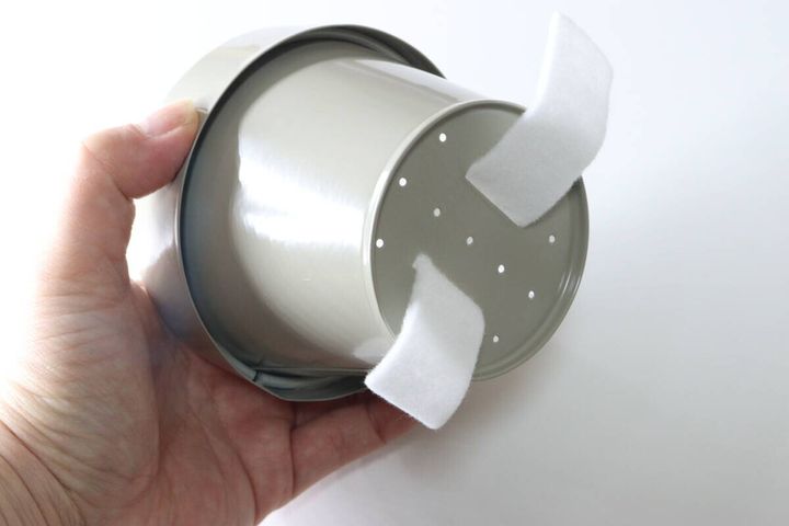 ダイソーの底面給水ポット（ベーシック）の裏面