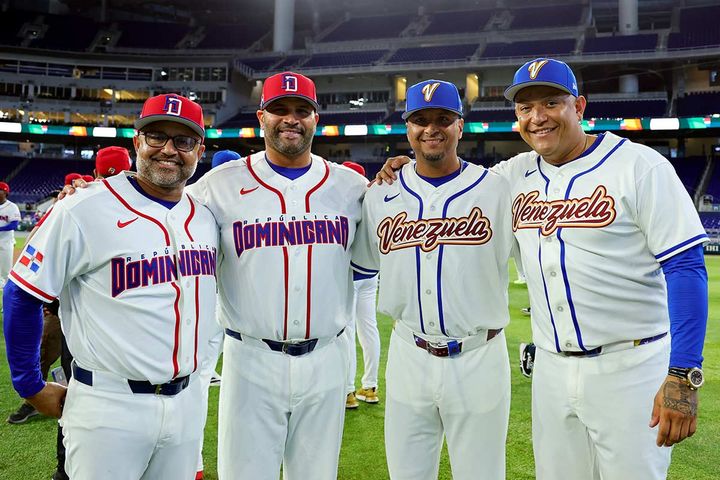ドミニカとベネズエラはスタッフにもかつてのMLBスターが名を連ねている（左からポランコ、プホルス、マルティネス、カブレラ）（C）Getty Images