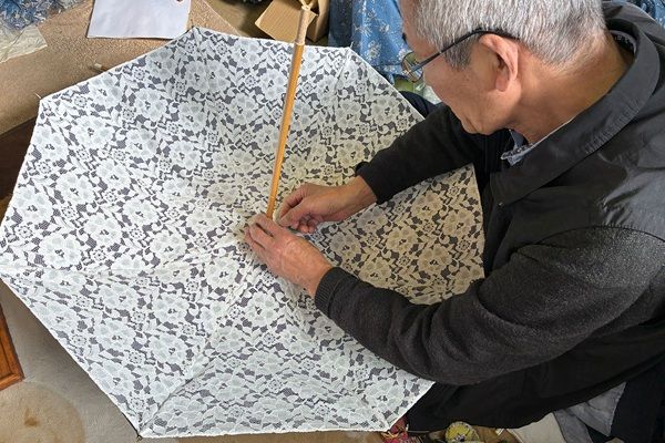 特殊な二重張り仕立ての日傘「ヴォワベール」前原光榮商店より数量限定で新発売