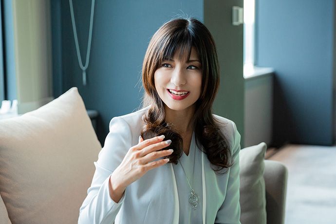 インタビューに答える株式会社ワーク・ライフバランス代表取締役社長 小室淑恵さん