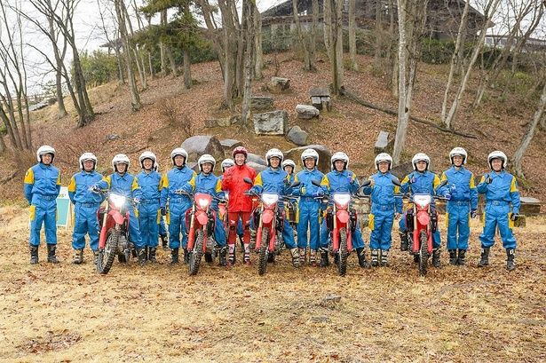 栃木・茨城・群馬の3県警による合同訓練。訓練後のリラックスした表情 【撮影＝阿部昌也】