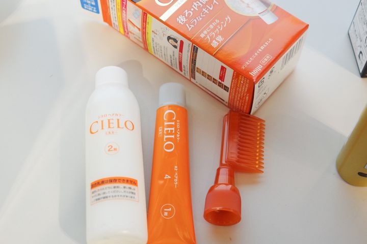 「隠す」から「愉しむ」へ。セルフで叶える、大人のための透明感ベージュ