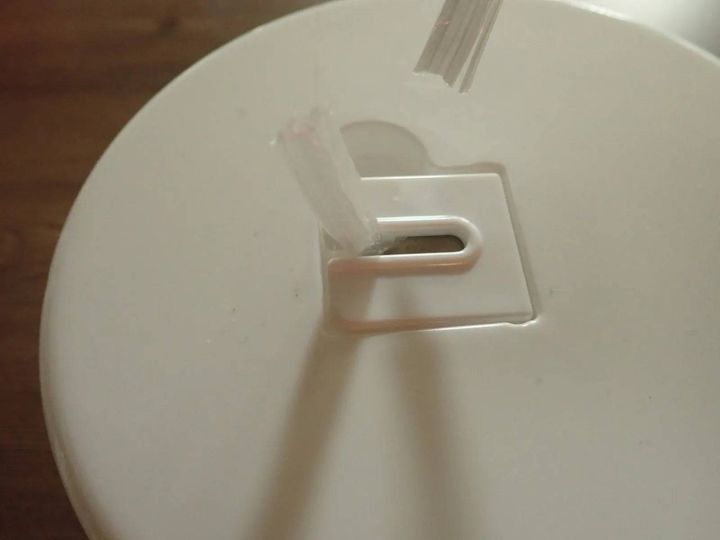 DAISO(ダイソー)：カッター付ヒモ収納ケース