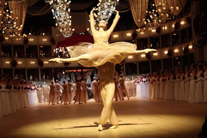 260220-vienna-opera-ball-11.jpg