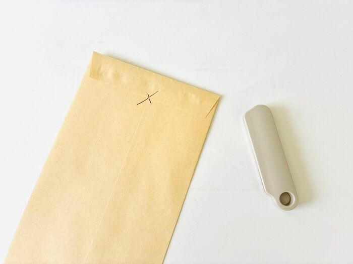 【セリア】やっと手に入った～♡SNSでバズった便利アイテム→ウワサどおり「サッ」と「シュッ」と快適でした♪