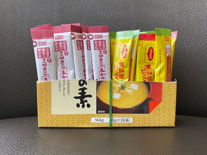 スティック調味料の「立てる収納」に超意外なモノが活躍♪どこの家にもありますよ