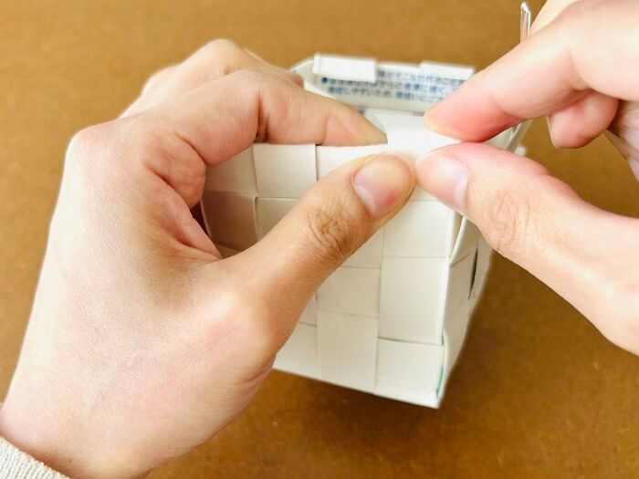 『牛乳パック』を編んでみたら…おしゃれ雑貨に大変身！捨てちゃう前にやってみて♪