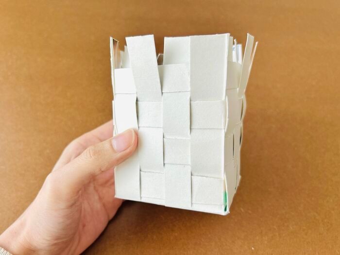 『牛乳パック』を編んでみたら…おしゃれ雑貨に大変身！捨てちゃう前にやってみて♪