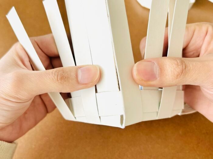 『牛乳パック』を編んでみたら…おしゃれ雑貨に大変身！捨てちゃう前にやってみて♪