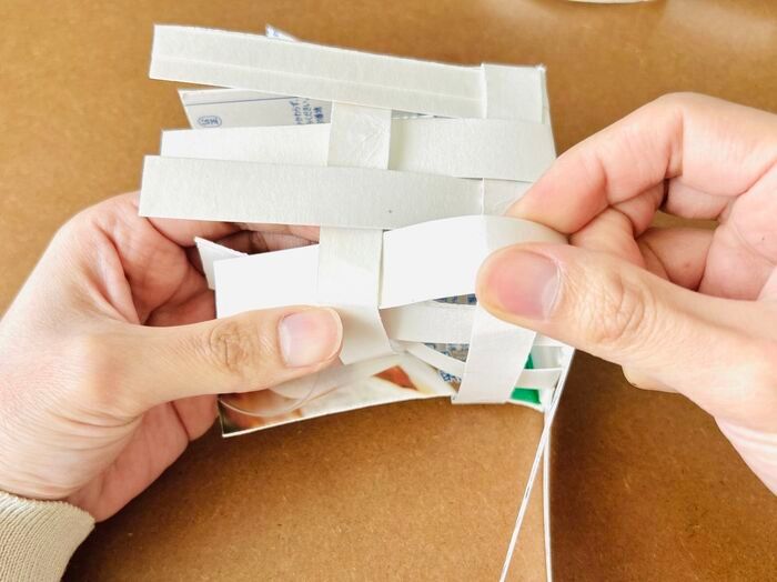 『牛乳パック』を編んでみたら…おしゃれ雑貨に大変身！捨てちゃう前にやってみて♪