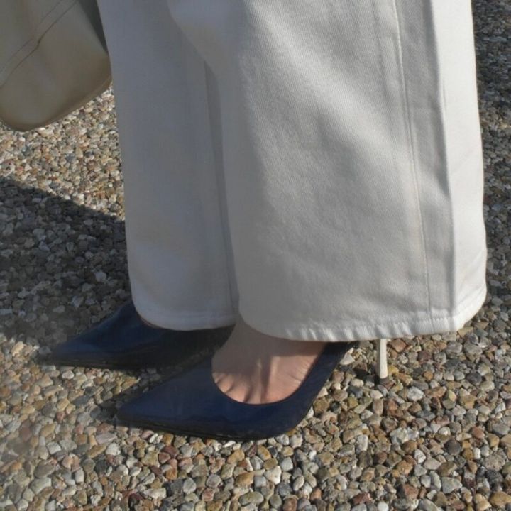 ホワイトワイドデニム