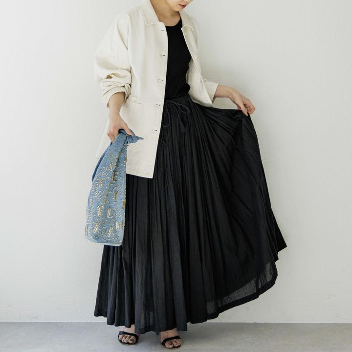 画像2: オーバーサイズでこなれ感たっぷり！ 刺繍たっぷりのジャケットを主役に