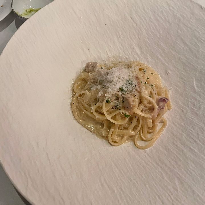 夜景を楽しみながら美食を堪能！