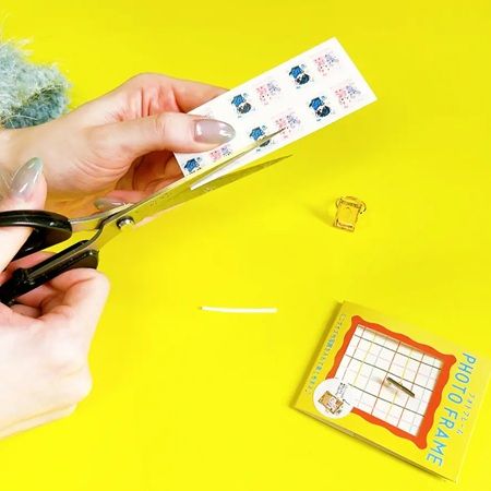 写真を入れて楽しむアクセサリー「フォトフレームシリーズ」が登場！自分の好きを持ち歩こう