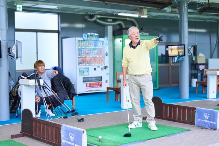 文壇のボス・大沢在昌さんをカノマタがフィッティング！ シャフトの意外な選び方とは？