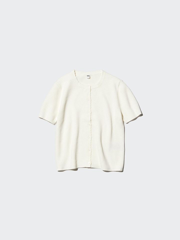 ユニクロのスカラップクルーネックカーディガン