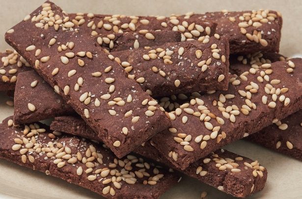 五大栄養素がすべて含まれるごま (C)松田 リエ／KADOKAWA