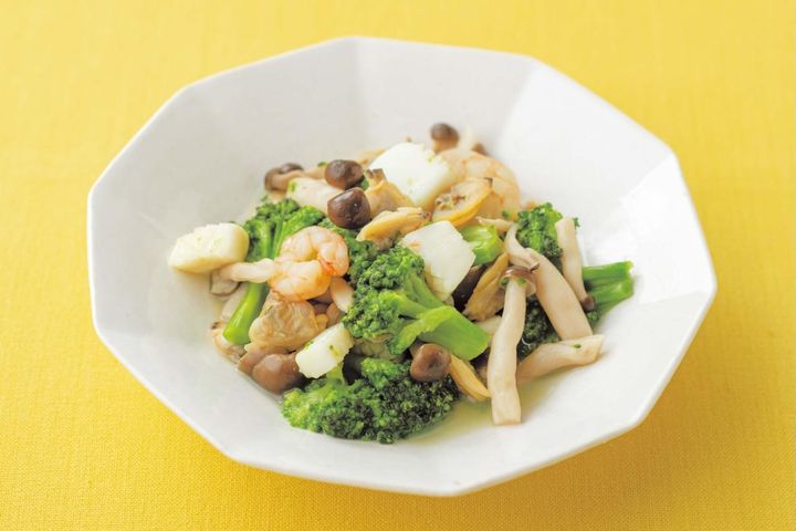 管理栄養士直伝！【冷凍ブロッコリー】簡単メインおかず3選。冷凍野菜の使い方のコツも紹介