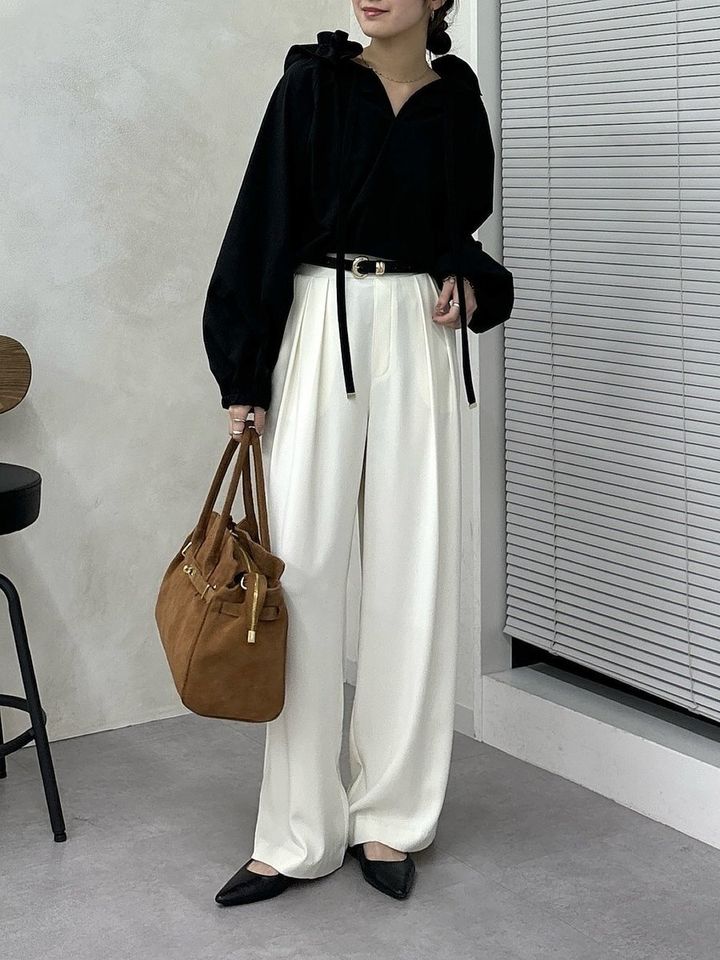 白ワイドパンツコーデ5