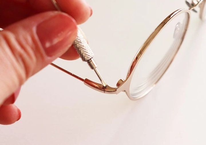 ダイソー メガネ専用ドライバー 使用例