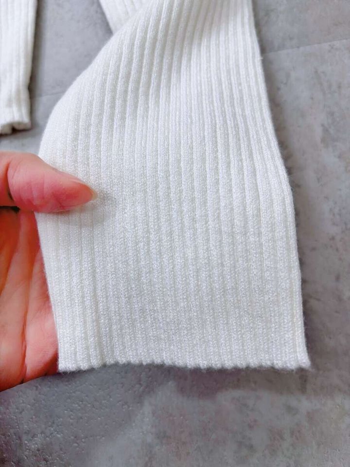 cocaチュールドッキングリブニットの袖口
