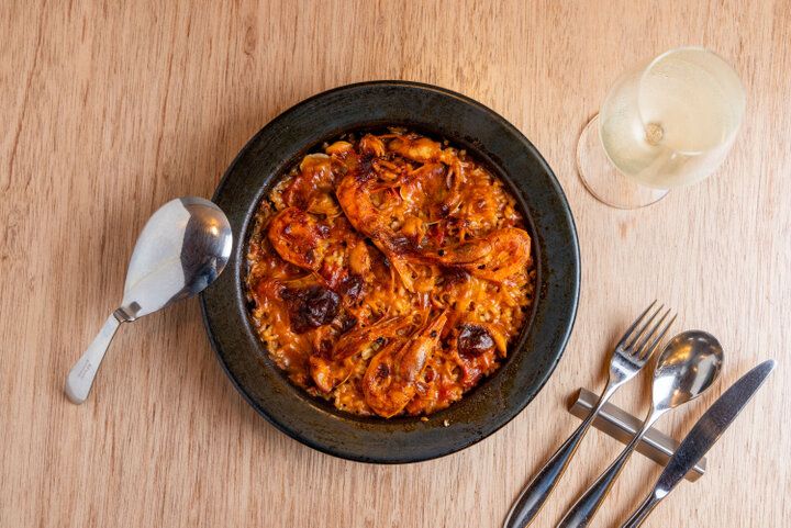 城崎温泉の夜をゆったりと楽しむ、地元食材を大切にするレストラン「YOL」