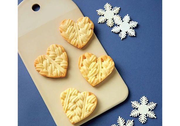 シンプルでおしゃれな仕上がり。ニット編み絞り出しクッキー （C）きゅうり／KADOKAWA