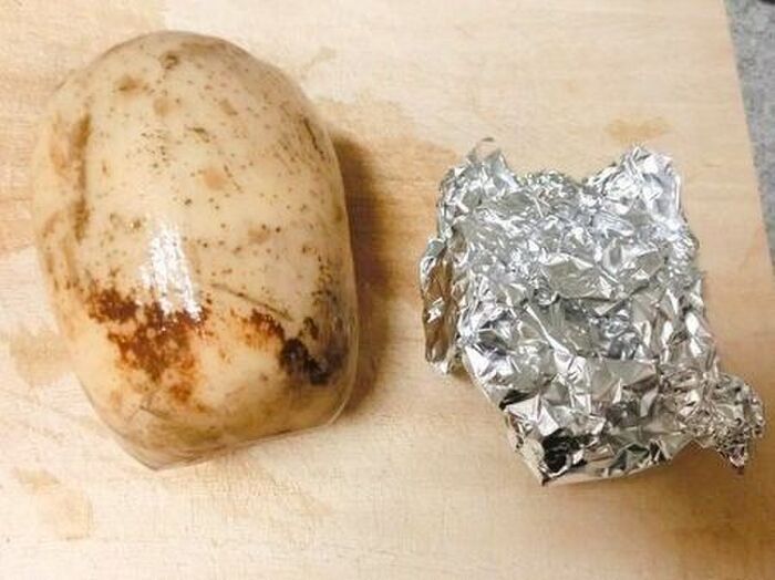 包丁もピーラーも使いません。『れんこんの皮』をあっという間にキレイにむく方法！