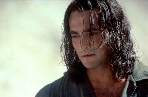 マーク・ダカスコスがエリックを演じたテレビシリーズ「クロウ 天国への階段」 [c]Alliance Comm. Corp. / Courtesy Everett Collection