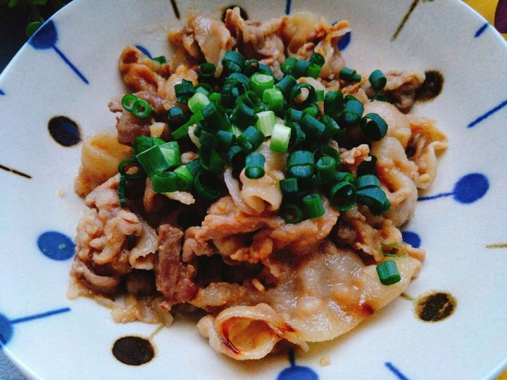 簡単なのに本気で美味しい！今日の晩ご飯これに決まり！豚バラ肉の柚子胡椒炒め